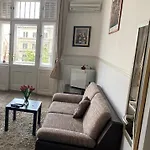 Butterfly Danube Bed and Breakfast Βουδαπέστη