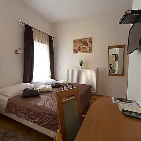 Butterfly Danube 4*