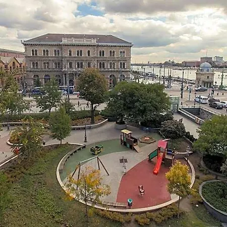 Butterfly Danube 4* Budapest