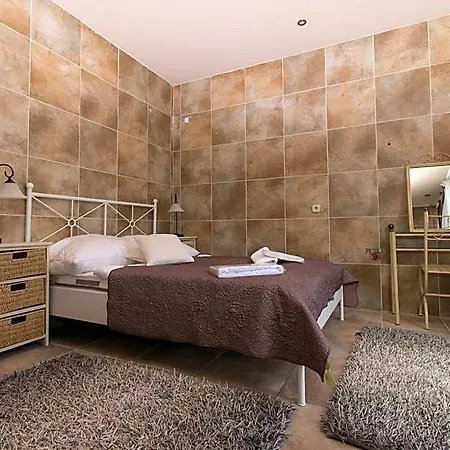 Butterfly Danube 4*