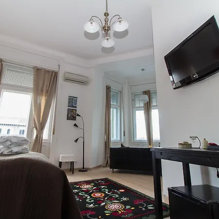 Butterfly Danube 4*