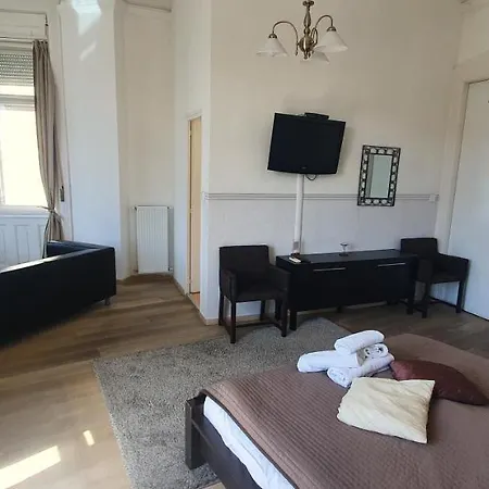 バタフライ ホーム ドナウ