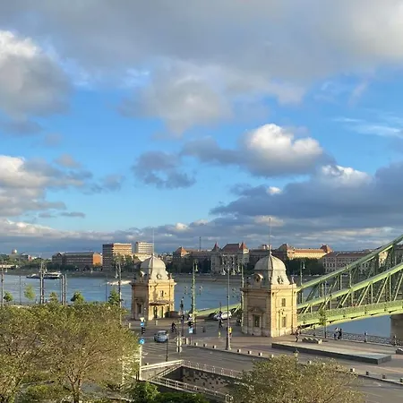 バタフライ ホーム ドナウ ベッド・アンド・ブレックファスト