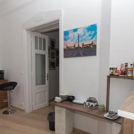 Bed & Breakfast Butterfly Danube 3*