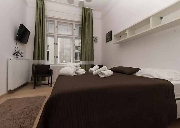 버터플라이 다뉴브 부다페스트