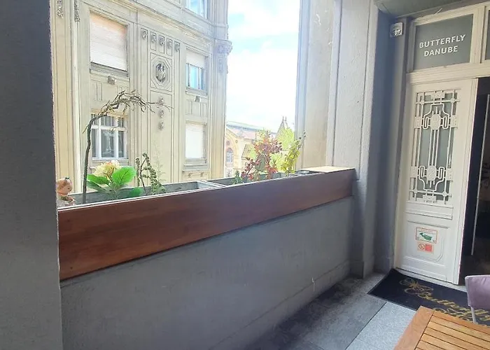 Butterfly Danube Bed & Breakfast 4*
