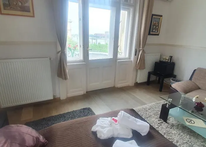 Butterfly Danube Bed & Breakfast