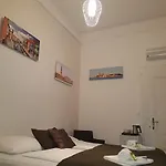B&B Butterfly Danube Budapesta