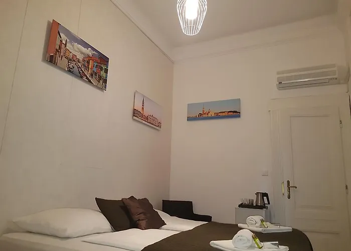 Panzió Butterfly Danube Budapest