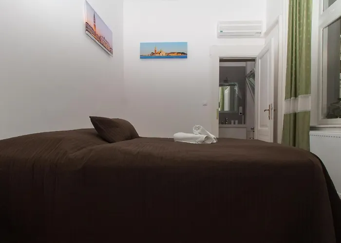 Butterfly Danube 4* Budapest